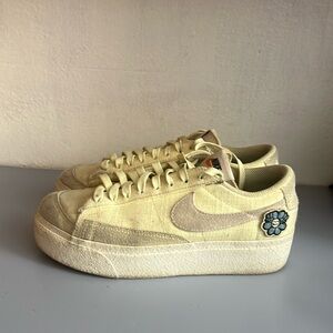 Nike platform low top blazers